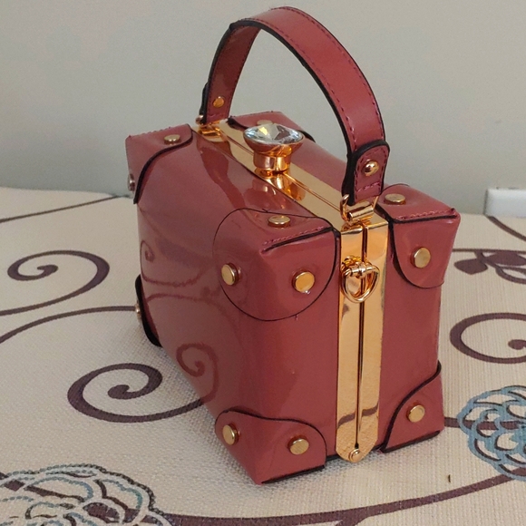 Box Handbag - Picture 4 of 4